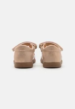 Friboo Sandalen - Rose Gold-Coloured 8 Friboo Sandalen - Rose Gold-Coloured -Aanbiedingen Kleding Trend Winkel 0317ae862dc14df3a90c3397af8e4c29