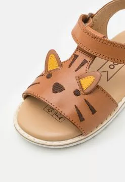 Friboo Leather - Sandalen - Cognac 11 Friboo Leather - Sandalen - Cognac -Aanbiedingen Kleding Trend Winkel 0379aa417d704eff998b2ae7670ec427