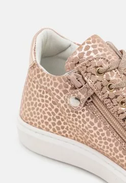 Friboo Leather - Sneakers Hoog - Rose Gold 11 Friboo Leather - Sneakers Hoog - Rose Gold -Aanbiedingen Kleding Trend Winkel 21f21bb11948495baafebc0b7df3d071