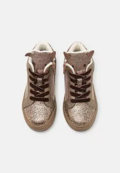 Friboo Sneakers Hoog - Pink 9 Friboo Sneakers Hoog - Pink -Aanbiedingen Kleding Trend Winkel 26a9b3cae2664d0c894f1fbffad7ddba