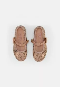 Friboo Ballet Pumps - Ballerina'S - Rose Gold-Coloured 9 Friboo Ballet Pumps - Ballerina'S - Rose Gold-Coloured -Aanbiedingen Kleding Trend Winkel 29c7d3b5a7104c9ca09f40073b2cd57b
