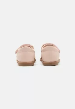 Friboo Sandalen - Light Pink 10 Friboo Sandalen - Light Pink -Aanbiedingen Kleding Trend Winkel 29d9328349f145d391a743960e124c59
