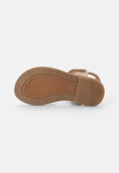 Friboo Leather Sandals - Sandalen - Rose Gold Coloured 10 Friboo Leather Sandals - Sandalen - Rose Gold Coloured -Aanbiedingen Kleding Trend Winkel 49894b6a3e604c15b6ff97e1ded6ae75