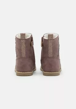 Friboo Korte Laarzen - Mauve -Aanbiedingen Kleding Trend Winkel 6398ab44cbaf428caaa5481d8b44afbf