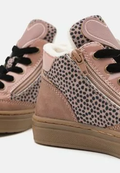 Friboo Sneakers Hoog - Pink 11 Friboo Sneakers Hoog - Pink -Aanbiedingen Kleding Trend Winkel 6b14b39dfe0a4097b65bc2fcd48482b4