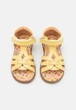 Friboo Sandalen - Yellow -Aanbiedingen Kleding Trend Winkel 6bed416d42b2494799caac9528c5560e