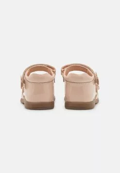 Friboo Disney Minnie Mouse Strappy - Sandalen - Beige 8 Friboo Disney Minnie Mouse Strappy - Sandalen - Beige -Aanbiedingen Kleding Trend Winkel 7123efd4a383477698319bbea54ca3ab