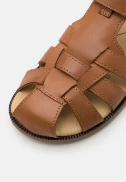 Friboo Leather - Sandalen - Brown -Aanbiedingen Kleding Trend Winkel 7174bff6b86745d9a8495c26189ff824
