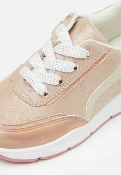 Friboo Sneakers Laag - Rose Gold 11 Friboo Sneakers Laag - Rose Gold -Aanbiedingen Kleding Trend Winkel 7fb2466ac4ff439585a35bd0638e07aa
