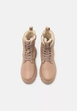 Friboo Leather - Veterboots - Nude -Aanbiedingen Kleding Trend Winkel 8e60ee29fbb24b5a8fe5a525270c76c7