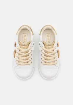 Friboo Sneakers Laag - White -Aanbiedingen Kleding Trend Winkel 9190e26287b24da9a462850d03422579