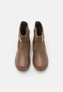 Friboo Korte Laarzen - Taupe -Aanbiedingen Kleding Trend Winkel 998412e9ee1e4ba6b1cbb6ecc25aa4d9