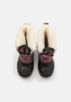 Friboo Snowboots- Pink -Aanbiedingen Kleding Trend Winkel b082307d77aa4390953d6e7c9d773739