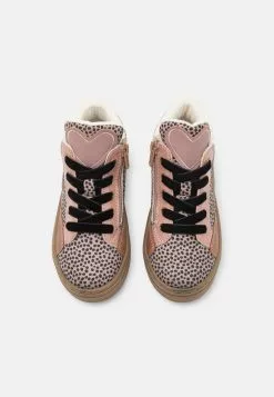 Friboo Sneakers Hoog - Pink 9 Friboo Sneakers Hoog - Pink -Aanbiedingen Kleding Trend Winkel b21b943e68f14af0b2b81add7be071e5