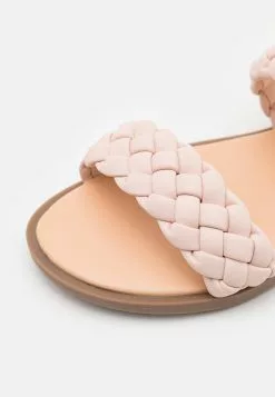 Friboo Sandalen - Light Pink 11 Friboo Sandalen - Light Pink -Aanbiedingen Kleding Trend Winkel c07454de8c9a44f3a43f92199943e345