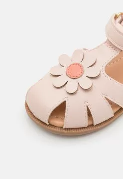 Friboo Sandalen - Light Pink 8 Friboo Sandalen - Light Pink -Aanbiedingen Kleding Trend Winkel c34e26bcb2c84352b84f5fe33f2a27d6