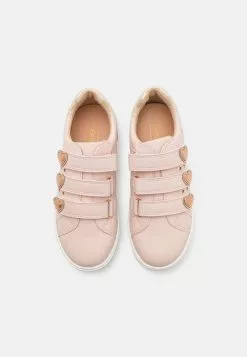 Friboo Sneakers Laag - Light Pink 9 Friboo Sneakers Laag - Light Pink -Aanbiedingen Kleding Trend Winkel c7c34496ca0f4fc8a35eeb990676daca