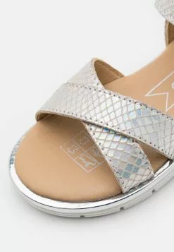 Friboo Holographic Leather - Sandalen - Silver -Aanbiedingen Kleding Trend Winkel cbabb2d5199843a485e77a5875029ead