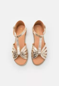 Friboo Leather - Sandalen - Gold 9 Friboo Leather - Sandalen - Gold -Aanbiedingen Kleding Trend Winkel d997c97e970b455eb87ef71f39fd9e52