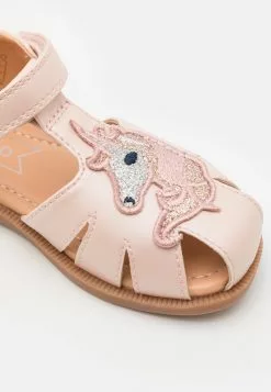 Friboo Sandalen - Light Pink -Aanbiedingen Kleding Trend Winkel e108ea9c2a674f1db21b23444736ab04