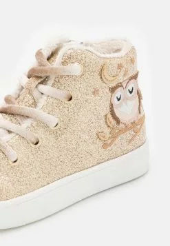 Friboo Sneakers Hoog - Gold -Aanbiedingen Kleding Trend Winkel ebb1df0877374bfda1d4e059e6765eb6
